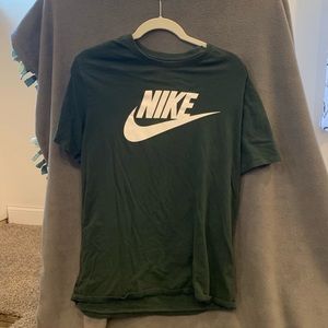 Nike T-shirt